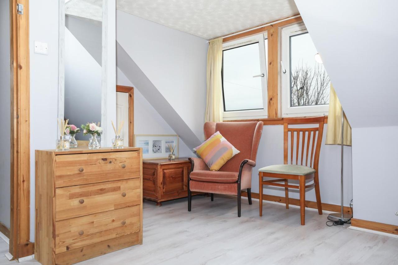 Beautiful 4 Bedroom Cottage - Ideal Location - Free Parking Эдинбург Экстерьер фото