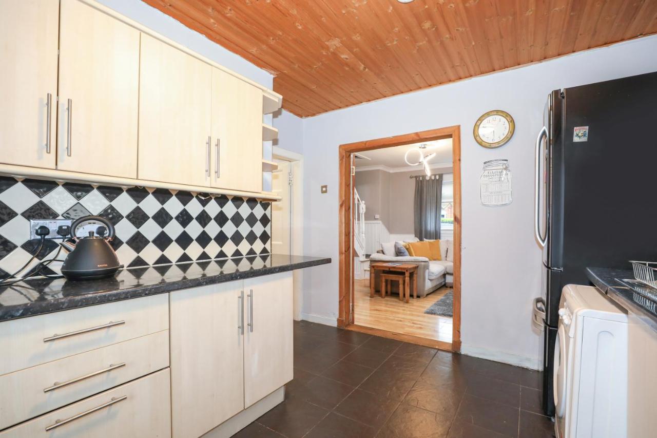 Beautiful 4 Bedroom Cottage - Ideal Location - Free Parking Эдинбург Экстерьер фото